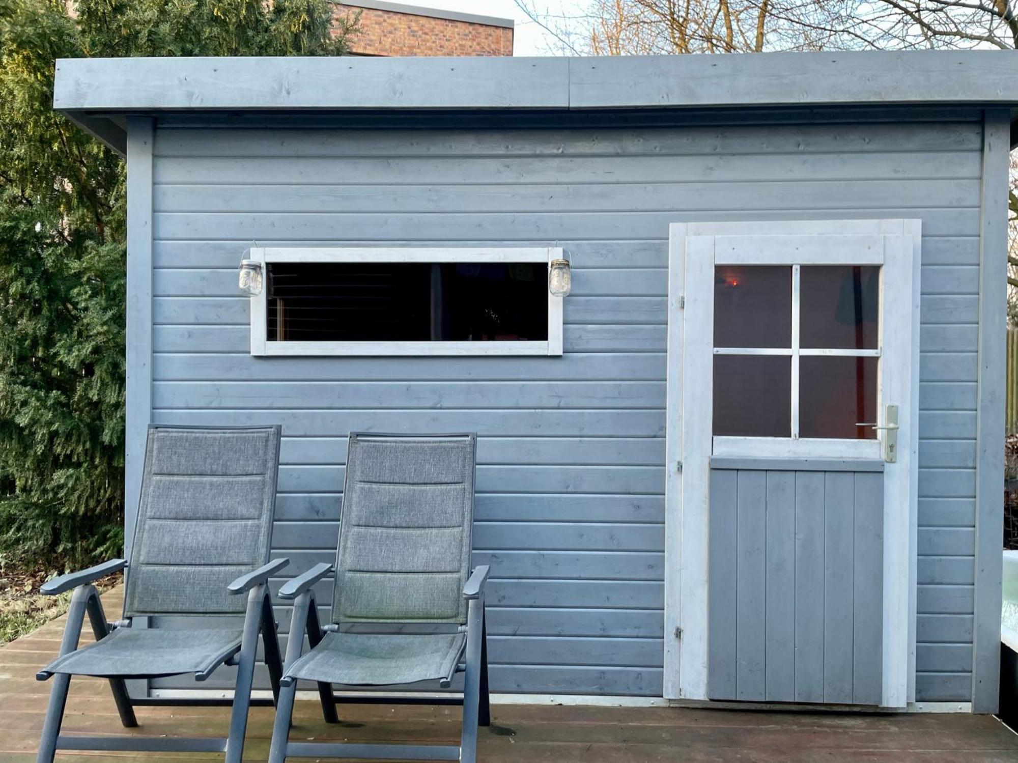 Modernes Holzhaus Im Skandinavischen Stil Mit Sauna, Garten Und 2 Katzen Norderstedt Exteriér fotografie